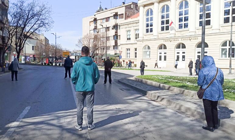 kuća trospratna